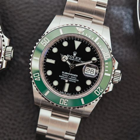 rolex submariner date kermit.